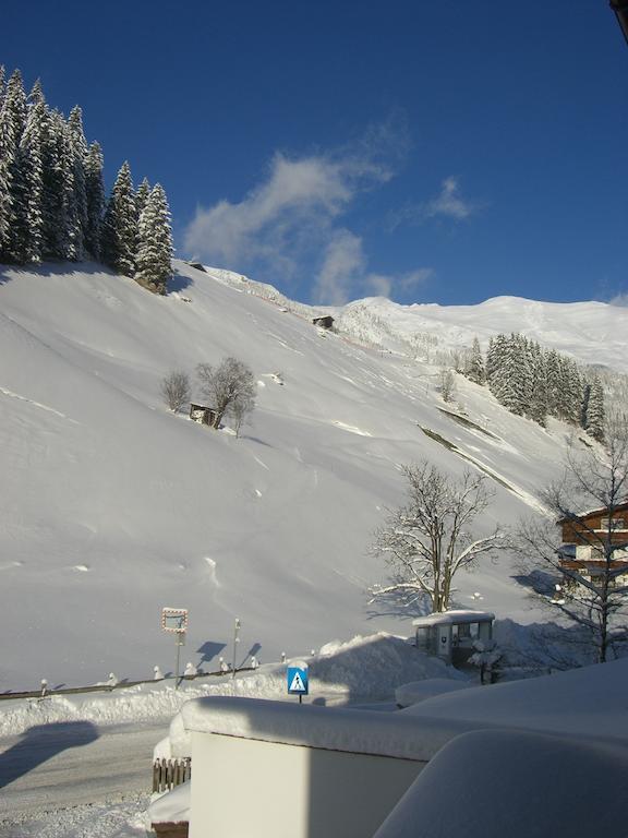 Gaestehaus Alpenland Tux Dış mekan fotoğraf