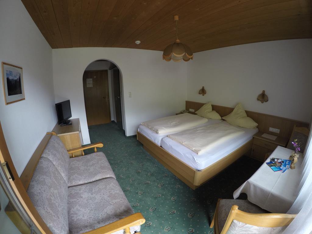 Gaestehaus Alpenland Tux Dış mekan fotoğraf